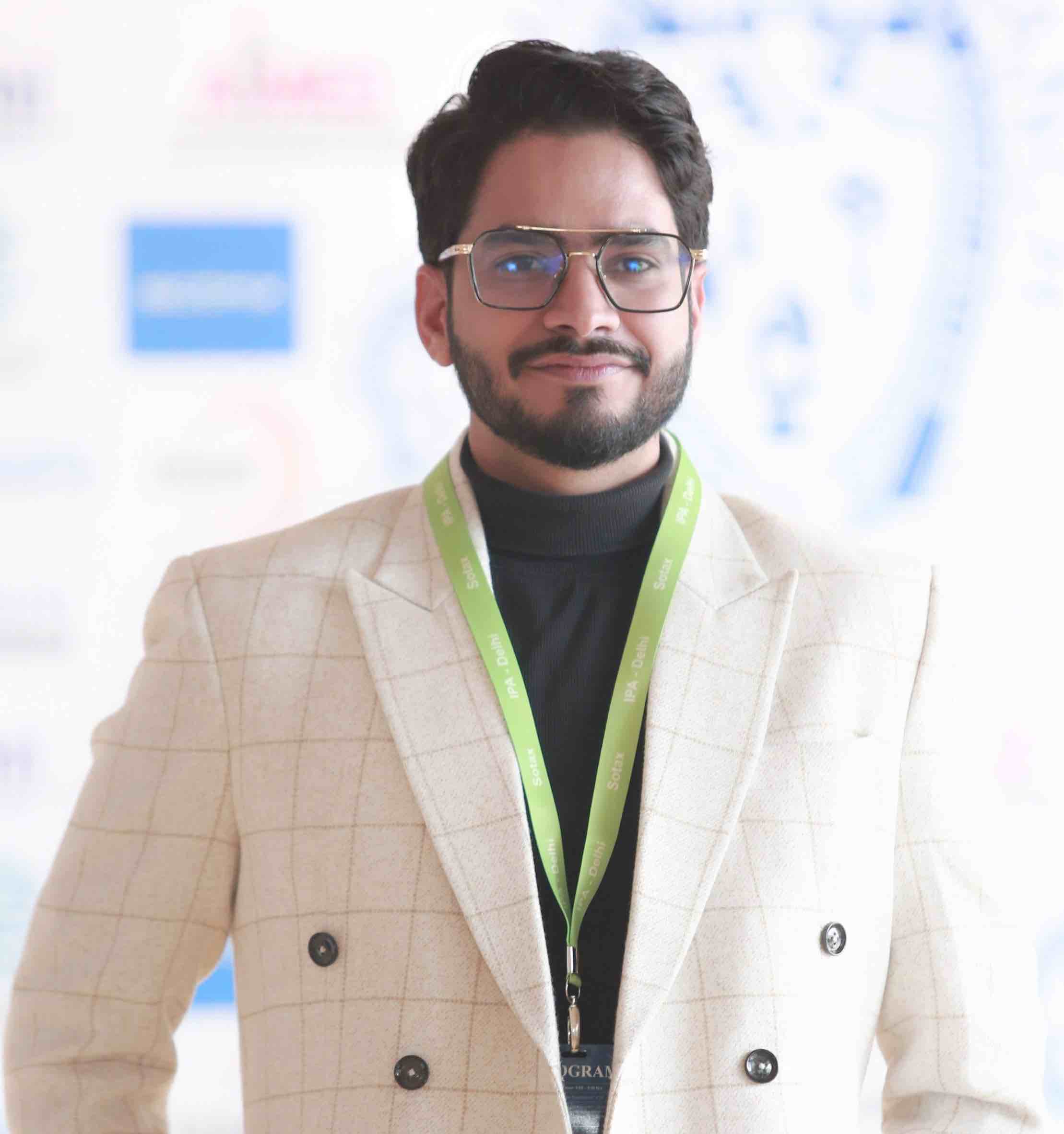 Dr Nazeer Hasan