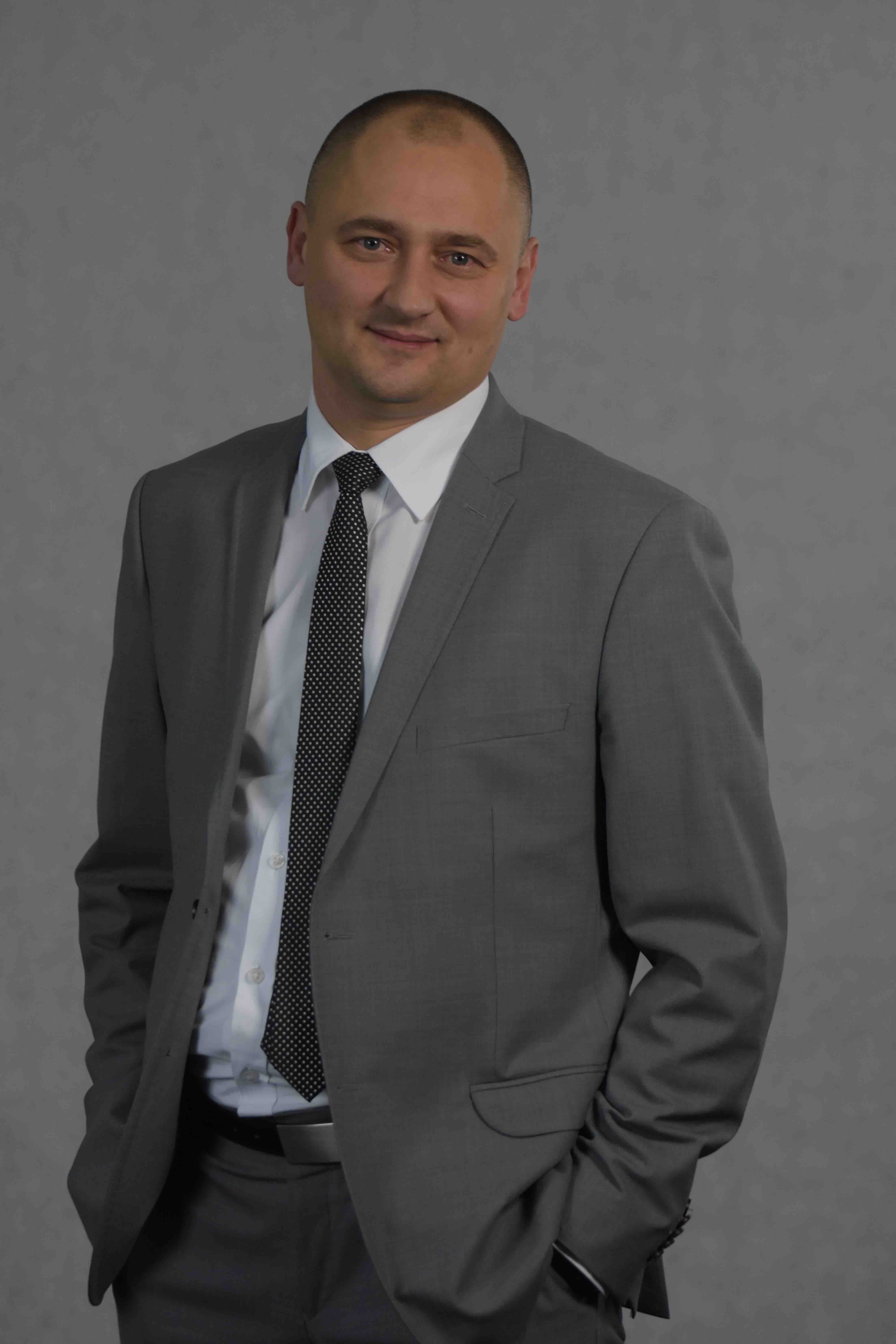Dr Marek Jakubowski